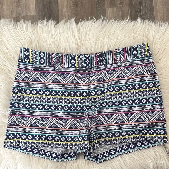VINEYARD VINES Patterned Women's Shorts Size 10 - Picture 1 of 10